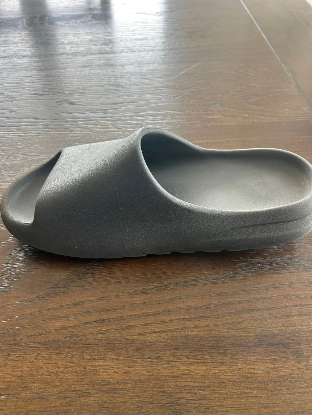 Yeezy Slide (Right only) Onyx Black